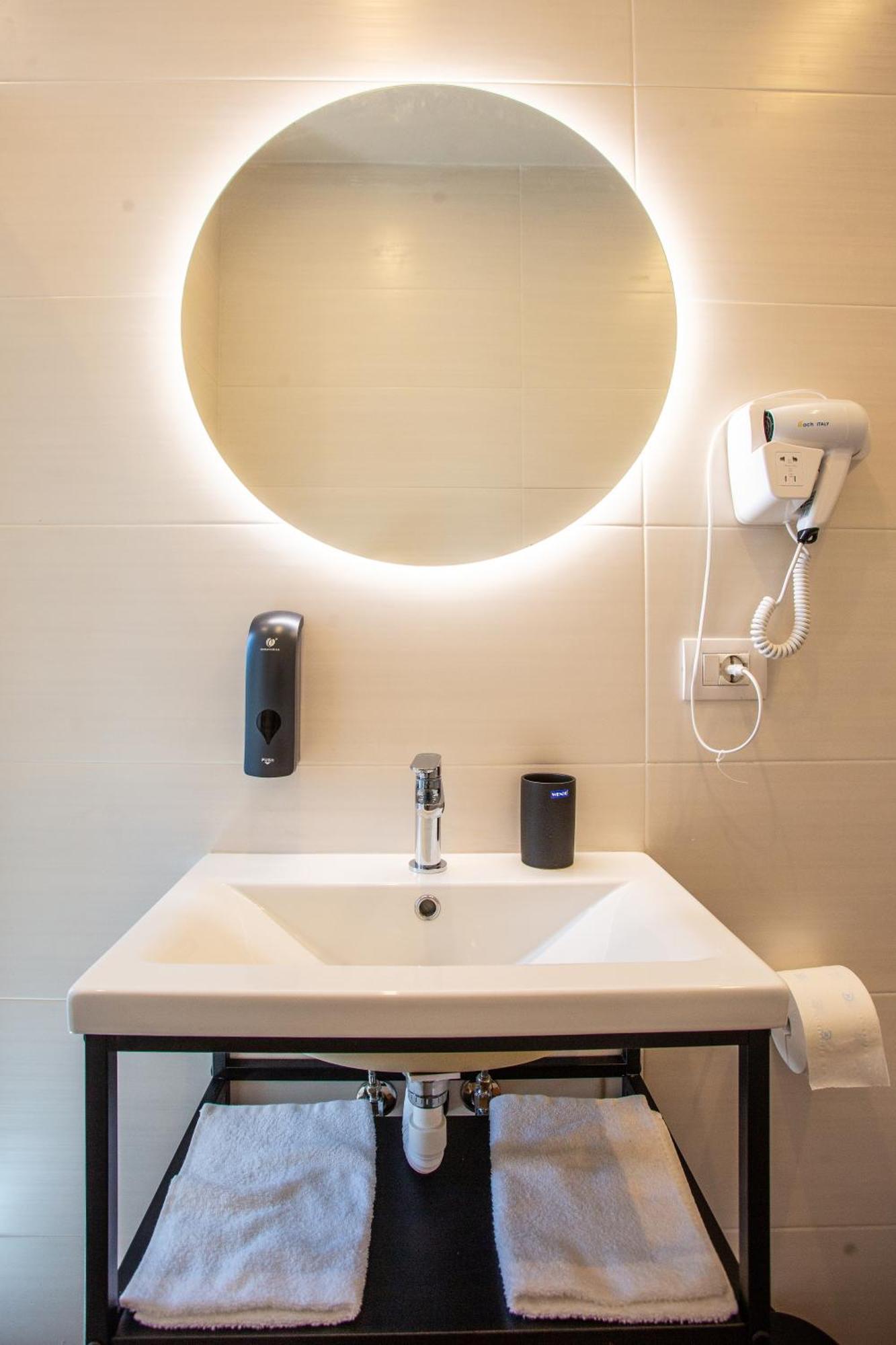 Marina 8 Hotel Naples Luaran gambar
